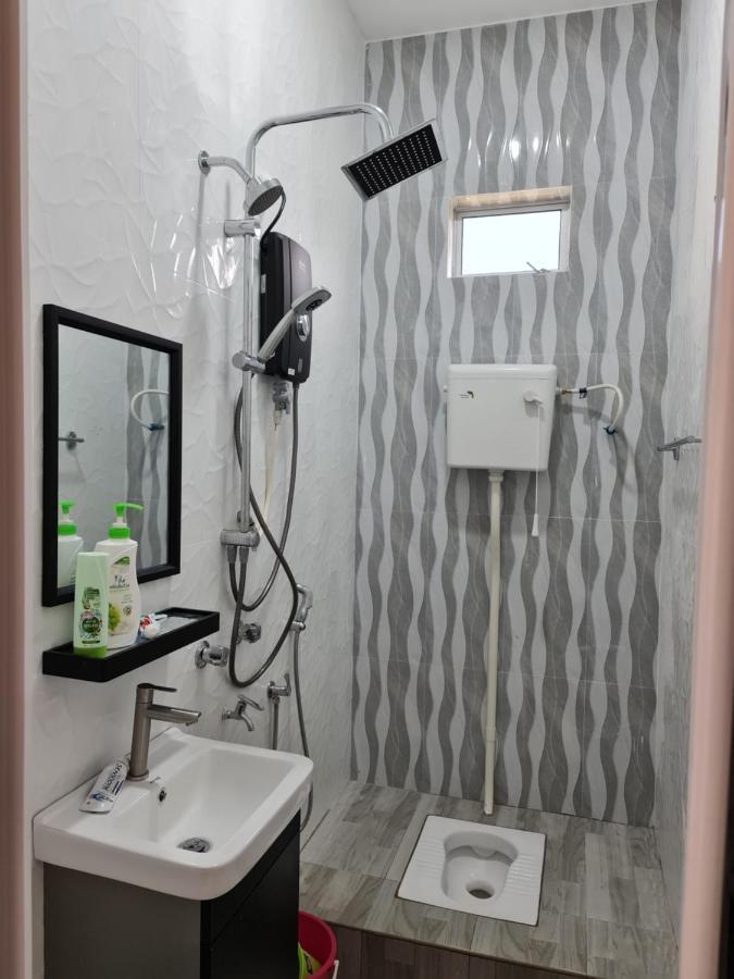 Munirah Homestay Dungun Zewnętrze zdjęcie